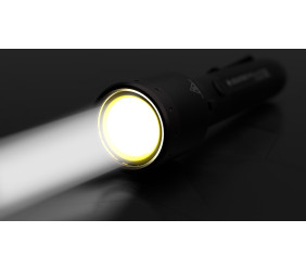 Latarka Ledlenser P9R Core LEP