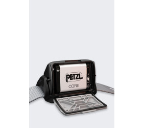 Latarka Czołowa Petzl TIKKA Core USBC BLACK