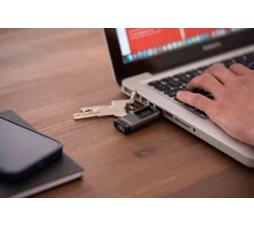 Latarka Ledlenser K4R szara